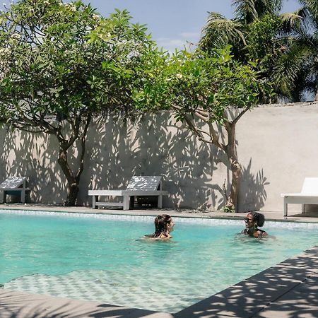 Gili Paddy Hotel Гили Траванган Экстерьер фото