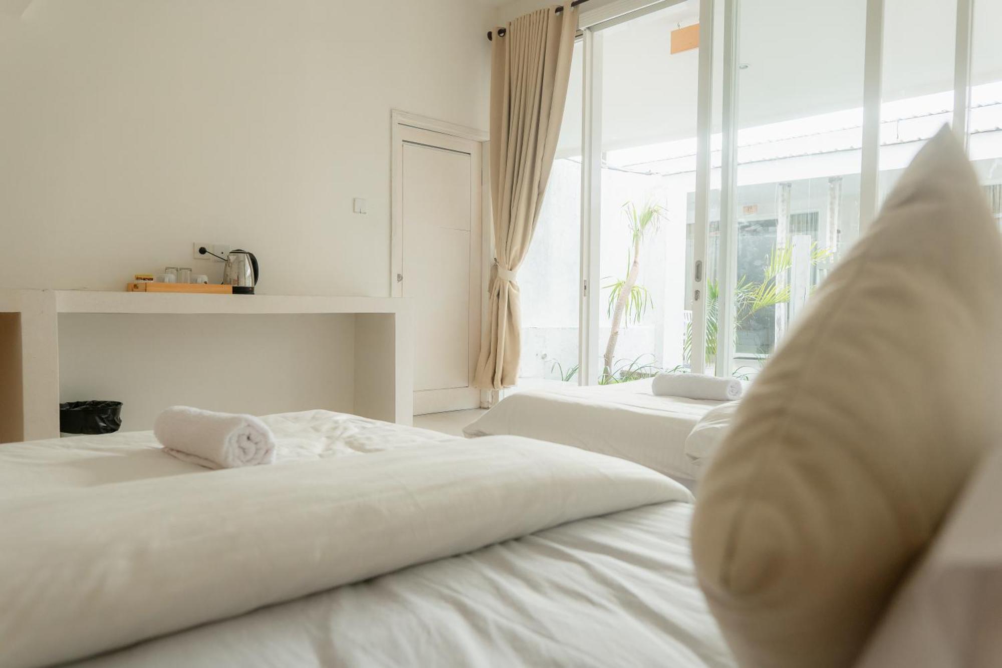 Gili Paddy Hotel Гили Траванган Экстерьер фото